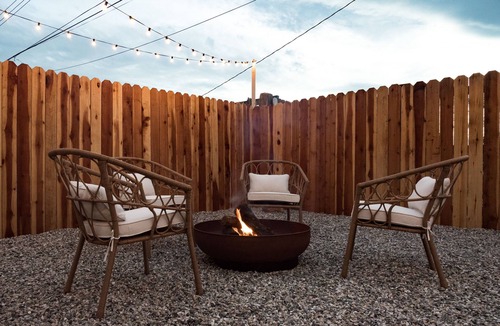Joshua Tree House | Mystical Oasis: *HOT TUB* Walk to Town | Closest To Park