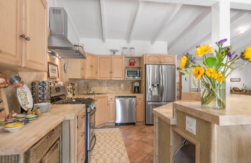Rancho Mirage House | n NOV/DEC AVAILABLE n Special Pricing200.00 a night