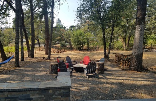 Angwin House | Napa Valley Vineyard Home on Howell Mountain - Minutes to award-winning wineries