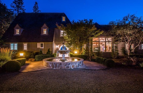 Angwin House | Napa Valley Vineyard View Estate