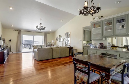Napa House | Napa Vineyard with Stunning Views By Allevo Homes