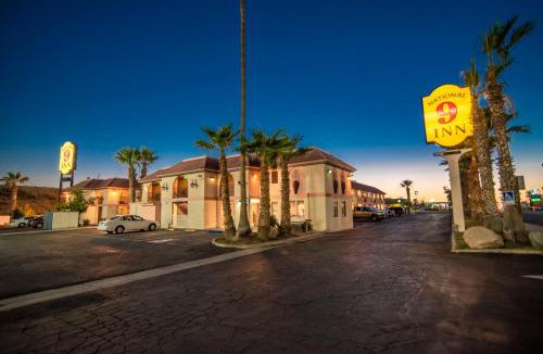 Buttonwillow Hotel | National 9 Inn