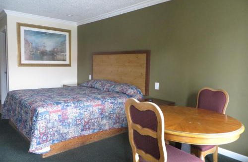 Garden Grove Hotel | National Inn Garden Grove