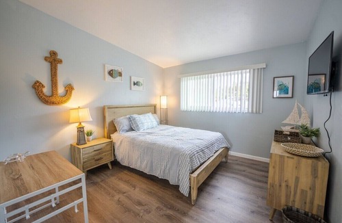 Beach Barber Tract Condo | Nautical Ocean View Unit! Walk to Windansea! - Ocean Views!