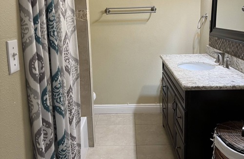 Buena Park House | Near Disney & Knott’s