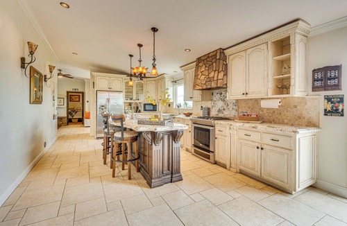 Menifee House | Near Wineries & Dining: Exquisite Menifee Home!
