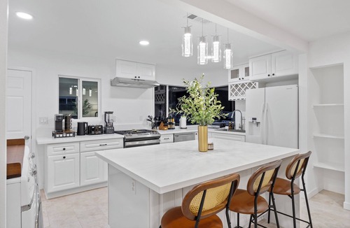 Westminster House | NEW! A Modern Oasis with Game room 15mins to Disneyland,beaches&more!