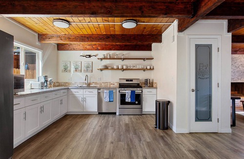 Big Bear Cabin | NEW! ★BEARADISE★ Modern Luxury Cabin
