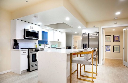 Racquet Club Estates House | New Chic Remodel w/Heated Pool, Jacuzzi, Mini Golf, Bikes, Dry Bar, Coffee Bar