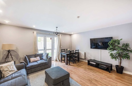 New Cross Apartment | New Cross family home near Greenwich
