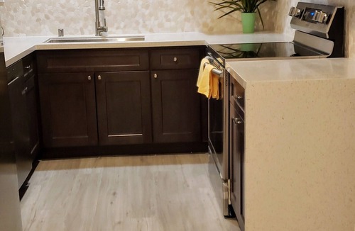 Garden Grove House | New entire Guest house near Disneyland , Knott's Berry Farm and Little Saigon