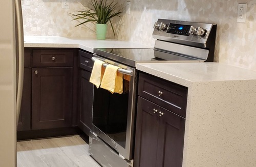 Garden Grove House | New entire Guest house near Disneyland , Knott's Berry Farm and Little Saigon