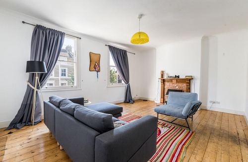 Sydenham House | NEW Fantastic 2Bedroom House Urban Living Sydenham