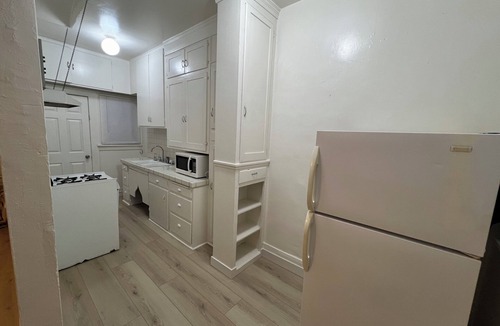 Alamitos Beach Condo | NEW fully remodeled apt in Long Beach