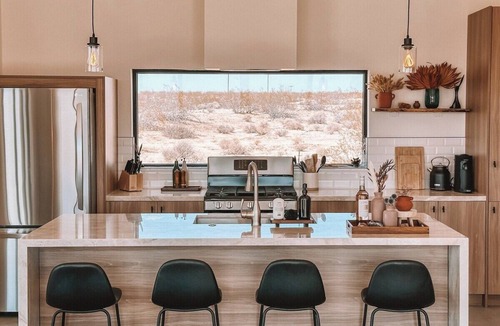 Joshua Tree House | New Home with Gorgeous Views, Spa, Soaking Pool · Noetic House