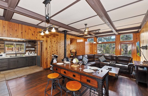 Boulder Bay House | New Hot Tub, New Fire Pit, Game Room and More!