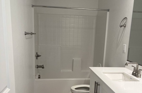 Rialto House | New house Quiet Community