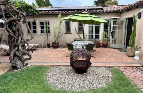 North of Wilshire House | New listing! 3 bd Spanish gem in Brentwood with courtyards & front/back yards.