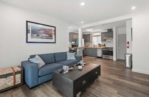Park Mesa Heights House | New Listing City Bungalow by Colby & Conrad