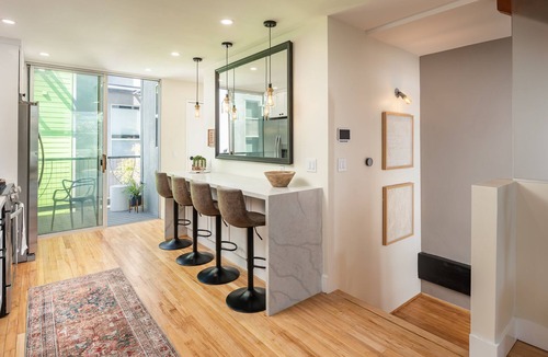 East Village House | NEW Luxury 3BR HOUSE❤️of DT Walk Petco w/Garage AC