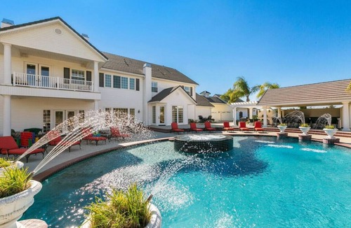 Murrieta House | * NEW Luxury Celebrity Vineyard Estate Temecula *
