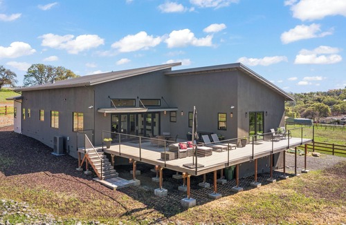 Copperopolis House | NEW Luxury Home in the Heart of Copperopolis