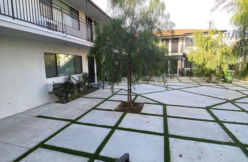 Hollywood Apartment | New Modern Hollywood Studio