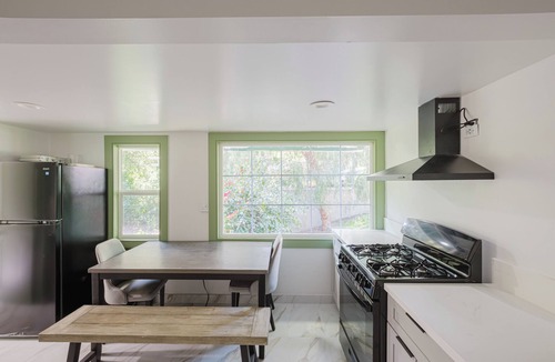 Sylmar House | NEW MTN Home with Fast INTERNET & AC awesome Angeles Forest - 3bed2bath