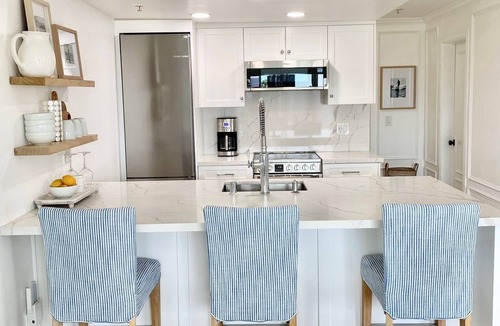 South Redondo Condo | New! Redondo Beach Remodel, Ocean Views ~ Walk 1 block to Beach & Pier