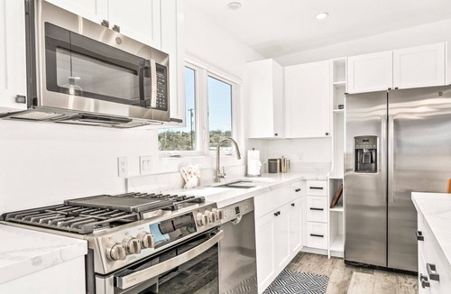 Yucca Valley House | *NEW* Sandtorini - Stargazing - Views - Fast Wi-fi