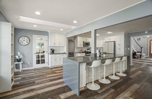 Valencia House | NEW Spacious & Cozy 5-bedroom house in enchanting Santa Clarita with AC