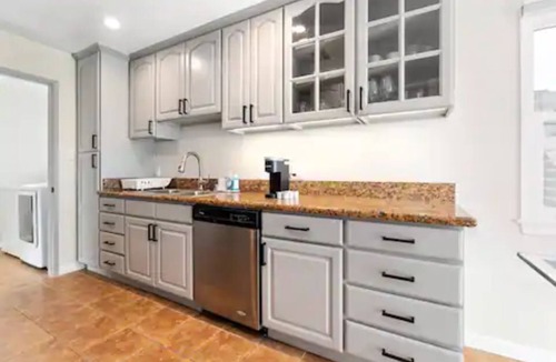 Northwest Torrance House | *NEW!* Upscale 3BR - 3 Miles To The Beach!