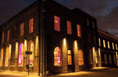 Woolwich Riverside Apartment | New York Loft Style Apartment, 10 mins from London City Airport & Canary Wharf