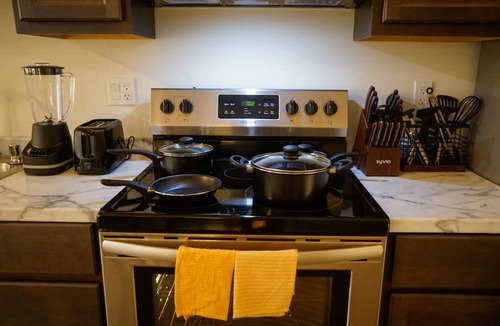Santa Ana Apartment | New York Style Home 10 Minutes To SNA Disneyland