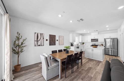 Riverside House | Newly Built Home in Riverside Close to UCR/DTWN