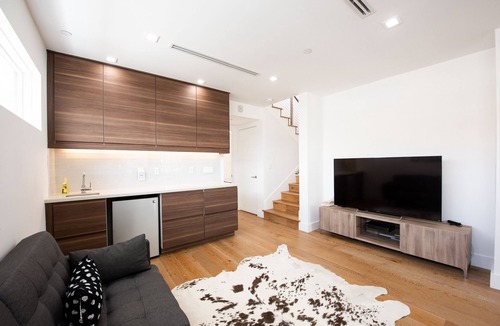 Hermosa Beach House | Newly built, PRIVATE beach house & dream getaway!
