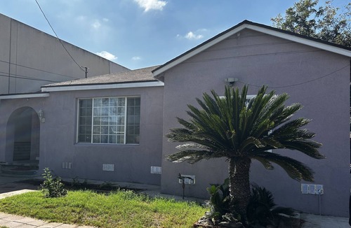 El Monte House | Newly decorated room, automatic big iron door, smart lock safety and convenience
