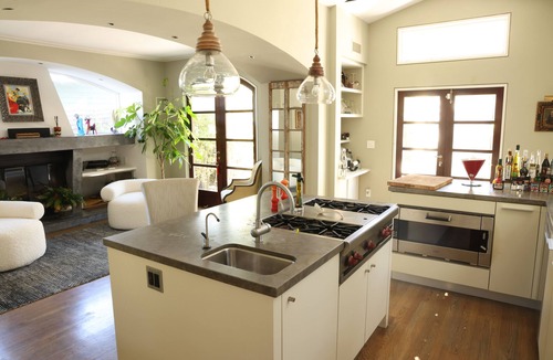 Village of La Jolla Villa | Newly Listed: Tuscan Villa in the Village, 5 minute walk to Beach!