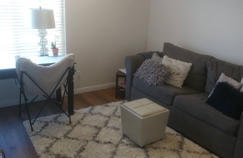 Agoura Hills House | Newly remodeled 3 bedroom 3 bath home. Only 15 minutes from Malibu beaches!