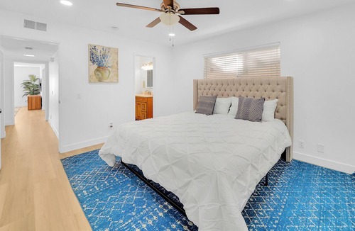 San Clemente Condo | Newly Remodeled Condo - Walk to Beach, Pier, Shopping & Restaurants