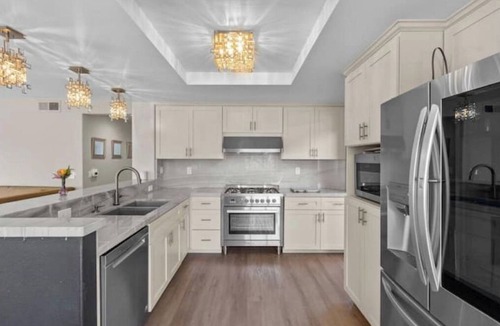 Stevenson Ranch House | Newly remodeled home w pool/spa
