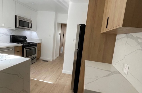 Norma Triangle House | Newly renovated 3-bedroom house with WiFi and AC in vibrant West Hollywood