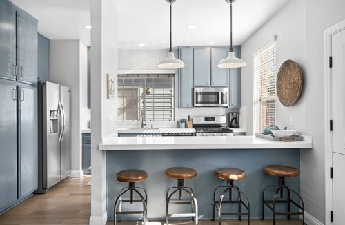 West Newport Condo | Newly renovated Duplex steps to the sand 3bd/3bath