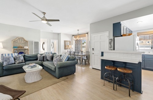 West Newport Condo | Newly renovated Duplex steps to the sand 3bd/4bath