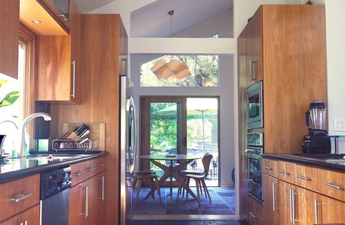 Meiners Oaks House | NICE! Ojai Architectural, Full of Light, Lush Gardens, Quiet Neighborhood