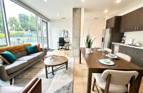 Point Loma Heights Apartment | Nimitz Crossing Luxury Residences