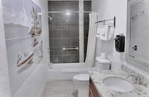 Norwalk Hotel | Norwalk Inn & Suites