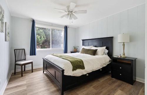 East Side Capistrano House | O-Side Beach Bungalow with Jaccuzi Blocks to beach