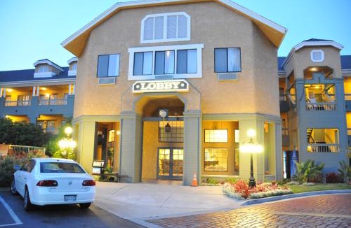Monrovia Hotel | Oak Tree Inn