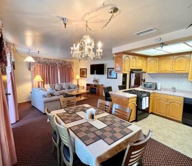 Oak View Hotel | Oakridge Inn